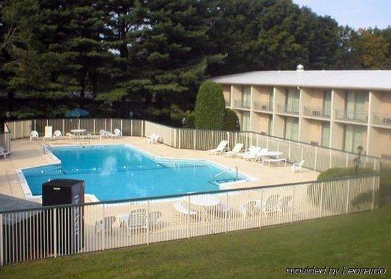 Rodeway Inn Greenfield Facilidades foto